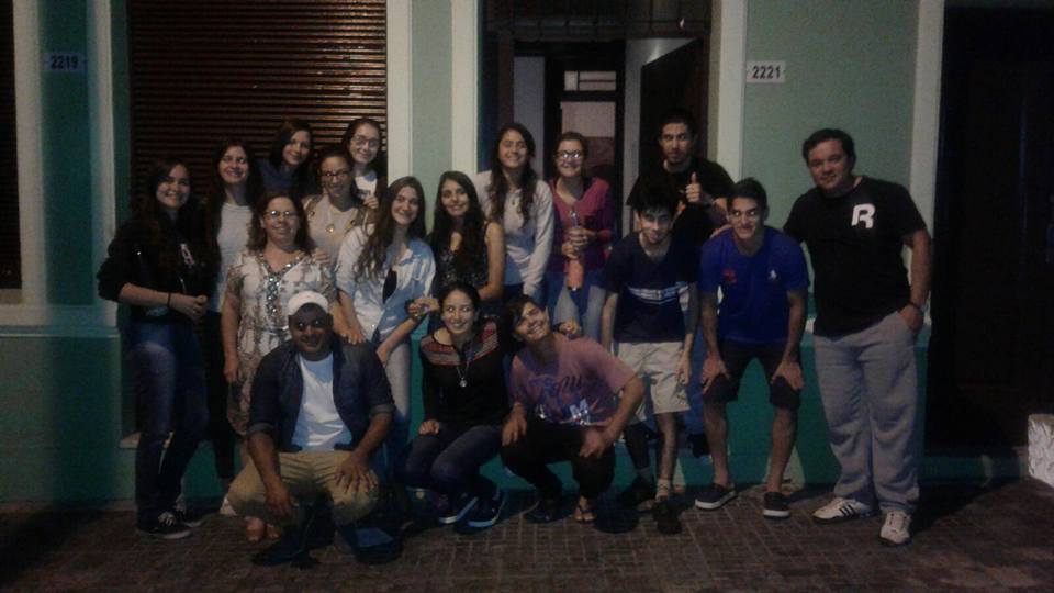 Alcalde Christian Morel se reunió con jóvenes del Hogar Estudiantil de Río Branco en Montevideo