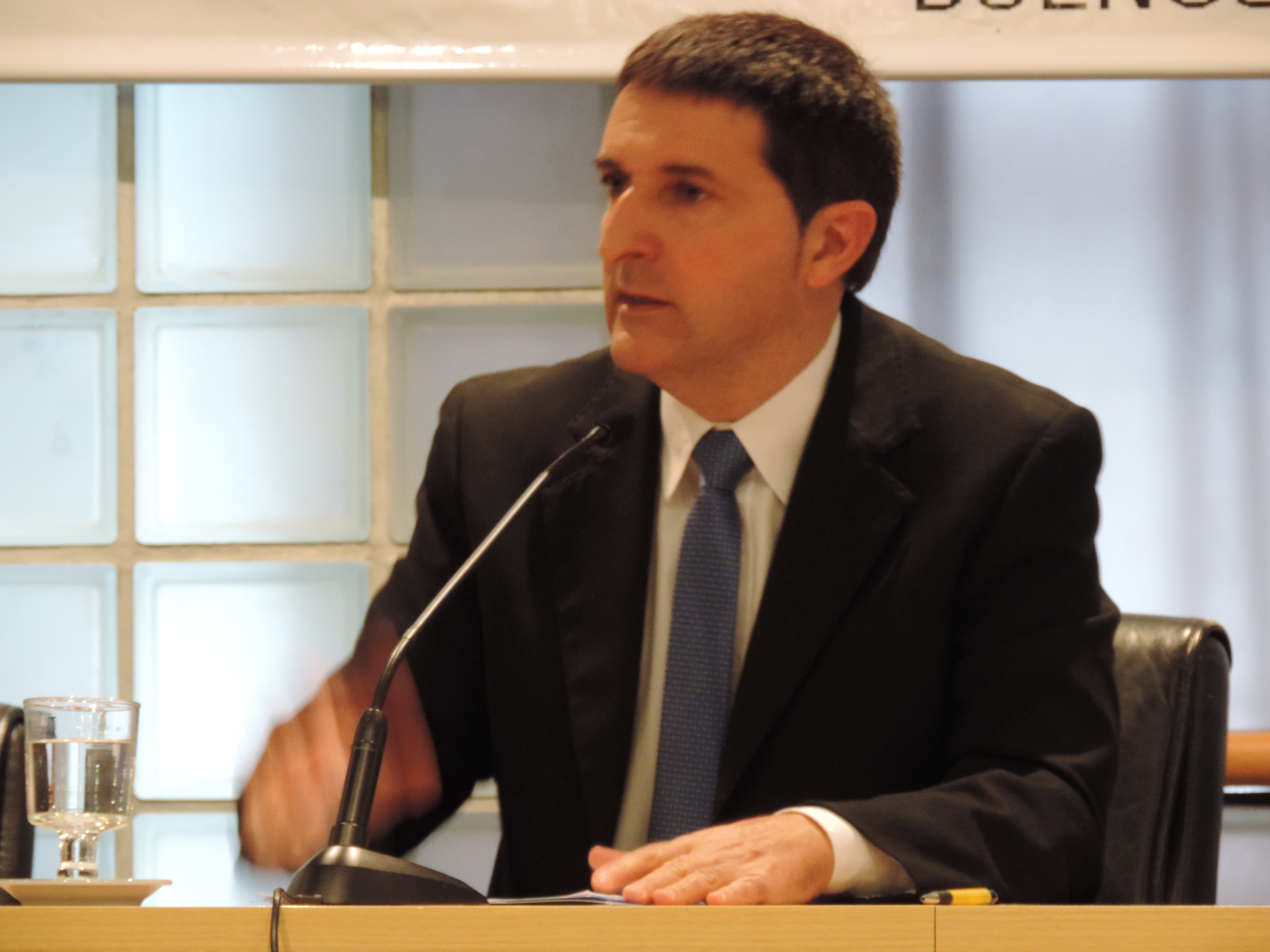 Carlos Iafigliola viaja a OEA