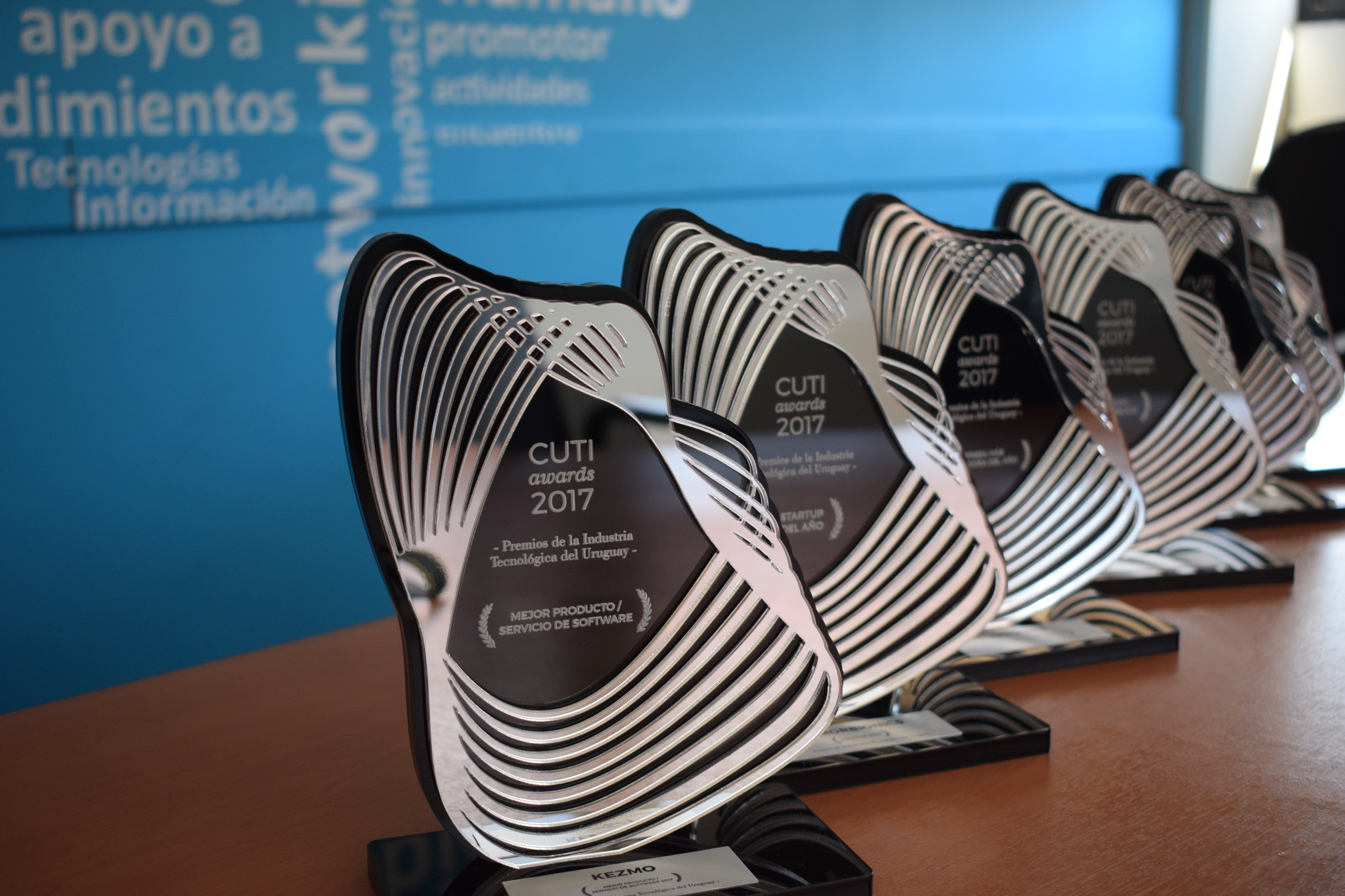 Cuti entregó los premios de la Industria Tecnológica del Uruguay