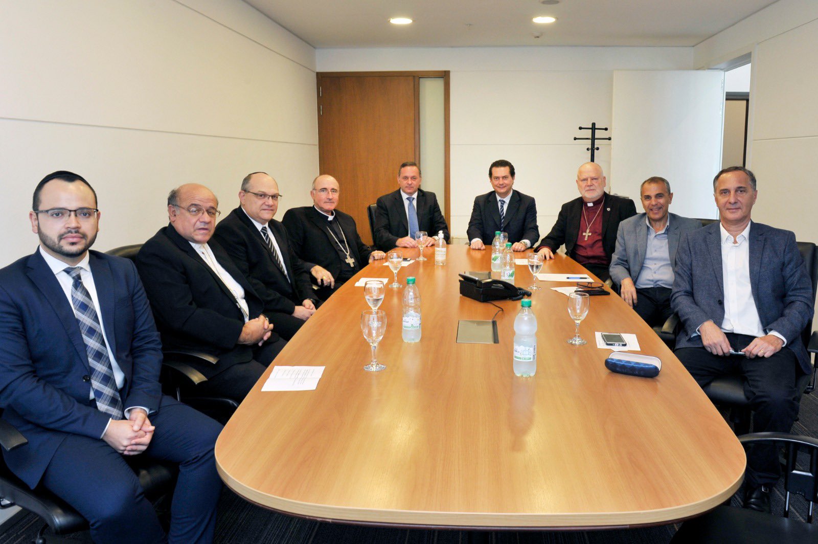 Álvaro Delgado se reunió con líderes religiosos ante la actual coyuntura del Coronavirus