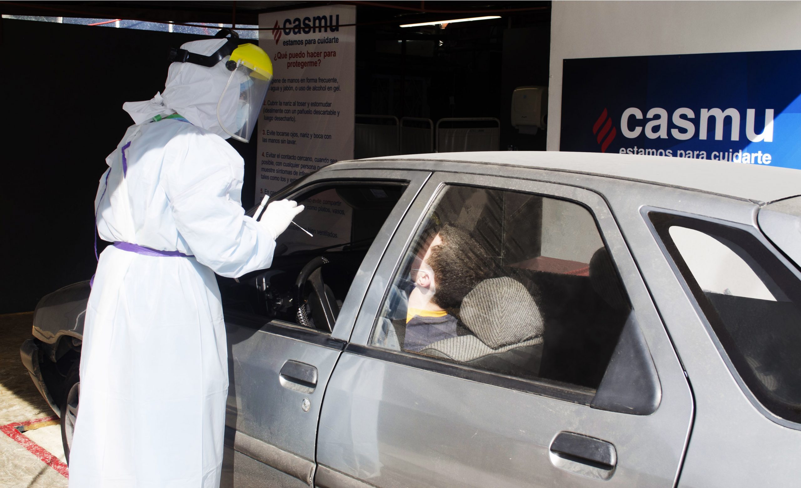 CASMU innova y lanzó “Hisoparking”, servicio para realizar el test de COVID-19 desde el automóvil