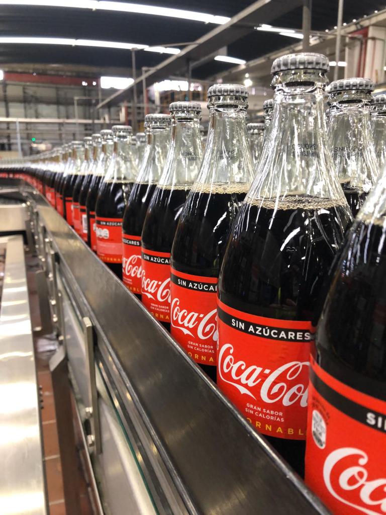 Coca-Cola FEMSA invirtió 12.7 millones de dólares en dos nuevas líneas de envases retornables