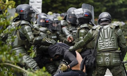 Hugo Machín: Colombia convulsionada