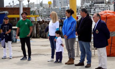 Niños se sumaron a la limpieza de la Bahía y cuidado del medio ambiente junto al Acalde Carballal y Pilar Lacalle