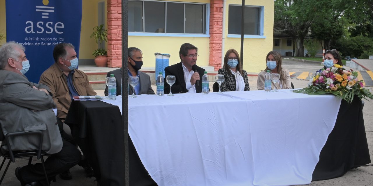 Asumieron nuevas autoridades en el Hospital de Rivera: Cipriani anunció obras en el block quirúrgico