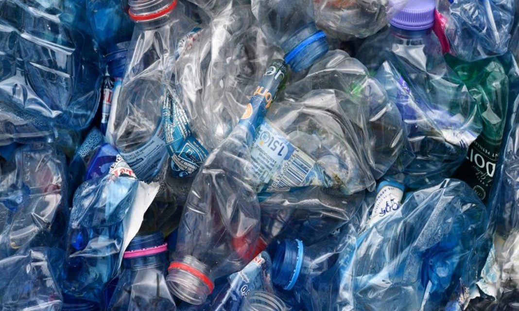 Ministerio de Ambiente convoca al Taller sobre negociación internacional en plásticos