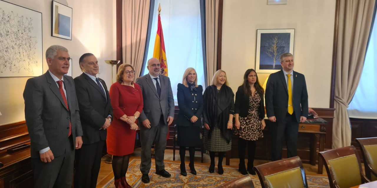 Nutrida agenda de Argimón en España: Escuela de Gobierno, mayor cooperación, y apoyo a iniciativa del Parlatino