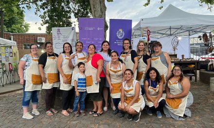 Mujeres emprendedoras del Mides exponen en Feria Artesanal de Rivera