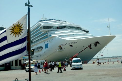 Cruceros en Uruguay