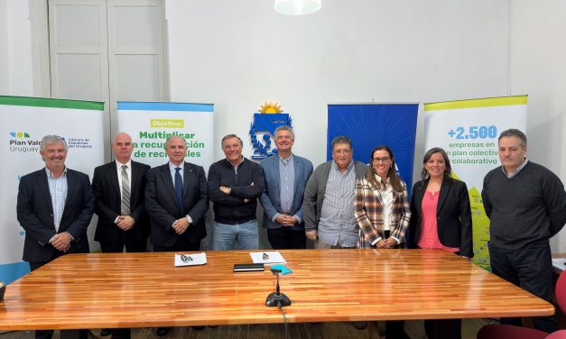 Plan Vale celebra convenio con la Intendencia de Rocha para la recuperación de envases